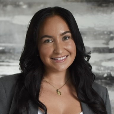 Alexia Koutroulakis headshot